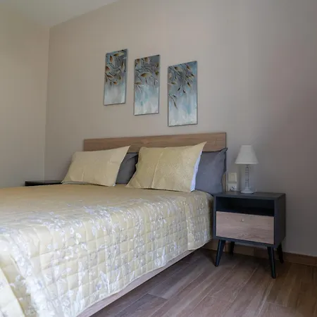 Vila Brezza Di Mare - Agios Stefanos Volos *